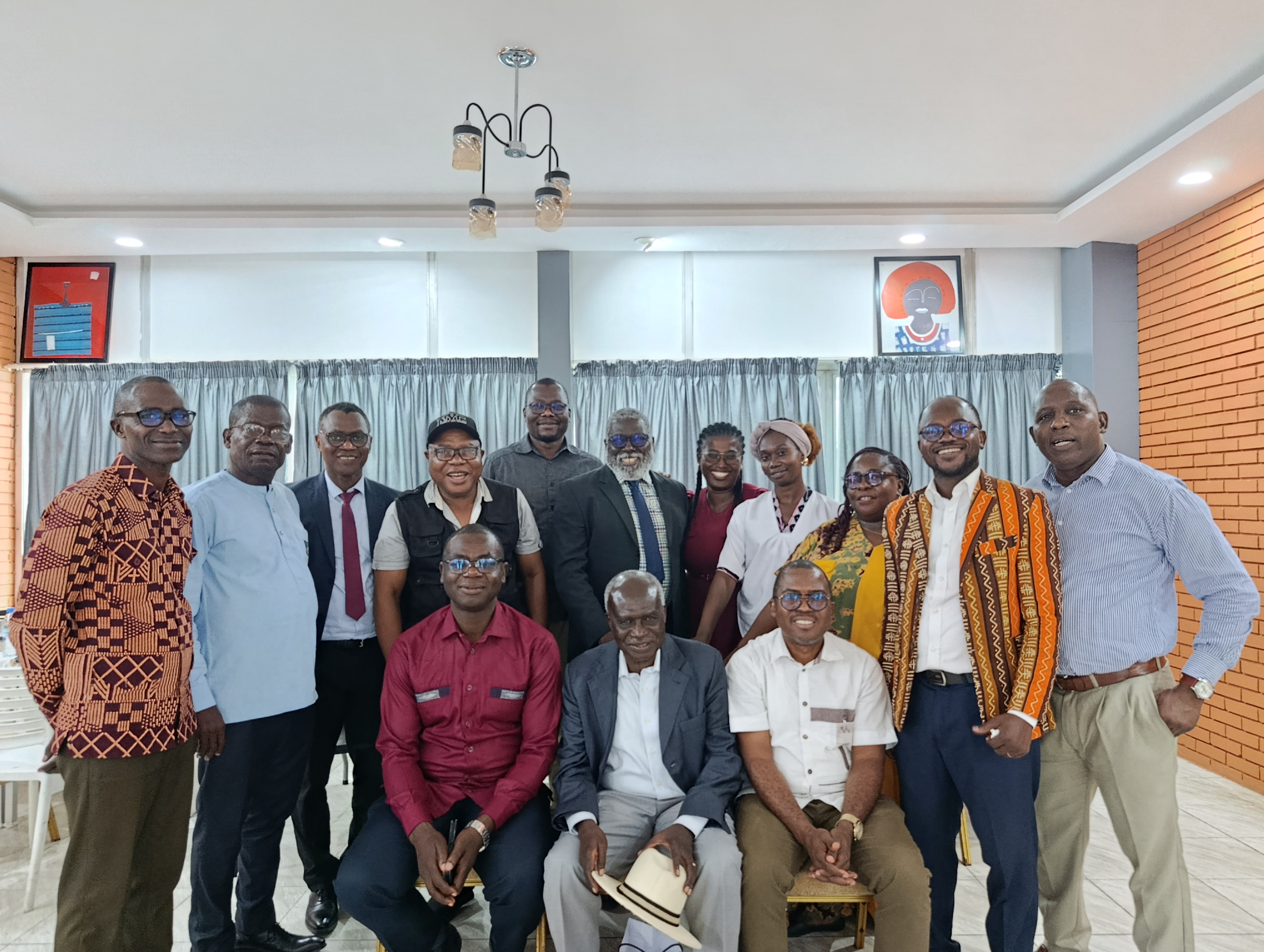 L'UP MARKETING REND HOMMAGE AU Dr. KOFFI AKA